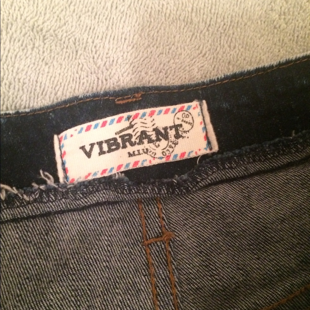 M.i.U Distressed Shorts - Picture 6 of 7
